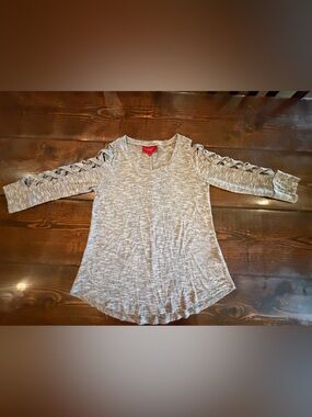 Jennifer Lopez Gray Ladder-Sleeve Long Sleeve Top